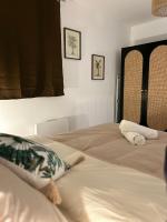 LE PETIT NIORTAIS - Centre ville - WIFI - NETFLIX - AMAZON - B&B