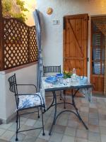 La Casa di Giacomo e Graziella Villaggio Tamerici - Chambres d'hôtes San Teodoro