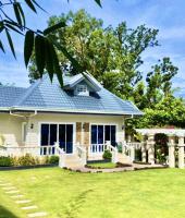 Sunshine's Haven - B&B