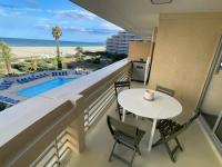 Bel appartement vue mer accès direct plage, wifi fibre gratuit - B&B Canet-en-Roussillon