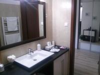 Fészek Apartman - B&B
