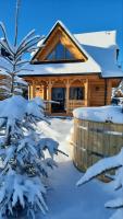 Luxury chalet WRÓBLOWA CHAŁUPKA przy Dolinie Chochołowskiej - Chambres d'hôtes Kościelisko