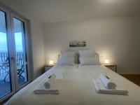 B&B Schönefeld - Luxurious and stylish apartment at BER Airport - Bed and Breakfast Schönefeld