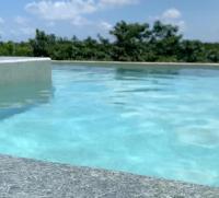 Studio with swimming pool at 12 m height over jungle - Bed and Breakfast Kumal