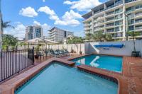 Windward 4, 3 bedroom unit ocean front - B&B