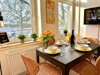 Apartment 'Die Welle', Netflix, Sonos, zentral nahe Helios Klinik und Messe Düsseldorf - Chambres d'hôtes Krefeld