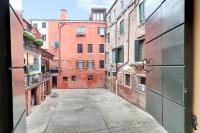 ca dei zoti3 with luggage room - B&B