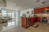 B&B Miami - City Condo in Midtown Wynwood with pool and parking - Bed and Breakfast Miami