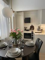 B&B Helsinki - Seaside apt with parking space, close to metro (6mins from city centre) - Bed and Breakfast Helsinki