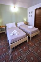 Chambre Lits Jumeaux avec Salle de Bains Privative