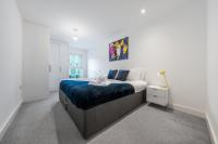 B&B Stevenage - Luxury 1 Bedroom Apartment In Stevenage Town With Balcony - Bed and Breakfast Stevenage