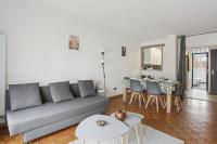 B&B Fontenay-aux-Roses - Chic and spacious appartment with balcony - Bed and Breakfast Fontenay-aux-Roses