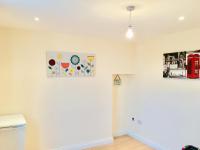1 Bedroom Apartment, Reception ,Kitchenette, Private Bathroom - Ferienwohnung Ilford