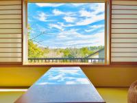 B&B Itō - Cozy Villa with Hot springs and Nature - Bed and Breakfast Itō