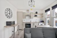 B&B London - Stylish 2-Bedroom Flat in Walthamstow - Bed and Breakfast London