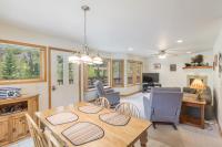 1494OAK Cliff Top Condo - B&B