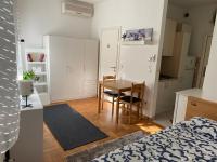 B&B Zagreb - Studio City apartment Sweet Panda - Bed and Breakfast Zagreb