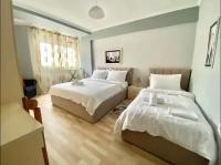 City Centre Big Art'partment Heart of The Capital - Bed and Breakfast Tirana