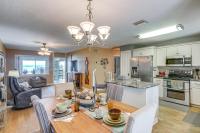 Auburndale Vacation Rental with Yard and Lake Views - Bed and Breakfast