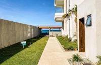 Luxury, Ocean View, Pool, Jacuzzi, Valle de Guadalupe, Los Portales De Garcia, Splash, Encanto Restaurants, Surf Breaks in Primo Tapia, Rosarito - B&B