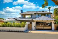 Luxury Bird Rock Home with Private Pool, Hot Tub & Fire Pit! - Chambres d’hôtes