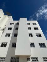 Apartamento sem vista ao mar, à 15 metros da praia de Piúma - B&B Piúma