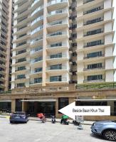Relaxing Apt Bgc Business Ready with 84inch Cinema - Ferienwohnung