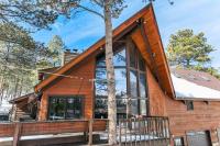 Moose Tracks Cabin - Hot Tub BBQ Billiards Groups - B&B