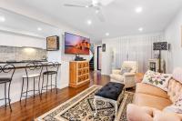 B&B Frankston - Delightful 2-Bed Townhouse Close to the Beach - Bed and Breakfast Frankston