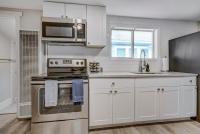 Institute Charm - Near Hotspots King Sleek Studio - B&B Colorado Springs