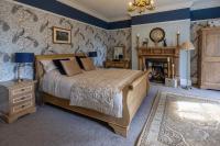 Deluxe King Room - Autumn