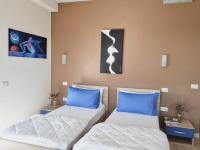 Tweepersoonskamer met 1 of 2 Bedden en Eigen Badkamer