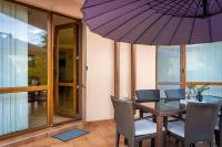 Paradise Corner Topola - 2 bedroom ground floor apartment - Chambres d’hôtes Topola