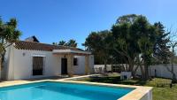 Villa (6 Adults)