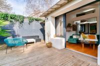 Charmante maison plain-pied et son jardin fleuri - B&B