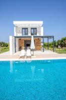 Alfie Luxury villa with private pool - B&B