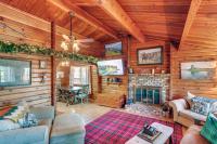 B&B Running Springs - Pet-Friendly Cabin with Fire Pit and Game Room! - Bed and Breakfast Running Springs