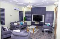 B&B Lagos - Delkiks Four-Bedroom Haven. - Bed and Breakfast Lagos