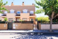 Adosado con jardín en los Xalets de Salou - Ferienwohnung