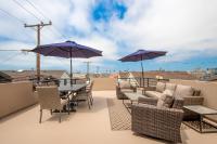 1 House from the Sand with Rooftop Deck on 28th Street - Chambres d’hôtes