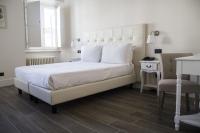 Camera Quadrupla Deluxe