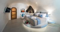 Grand Suite con Piscina Privata all'Aperto Riscaldata e Vista Mare e Caldera