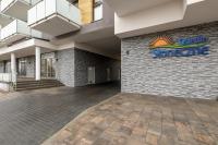 Modern Apartment 1 Maja with Parking in Kołobrzeg by Rent like home - Chambres d'hôtes Kołobrzeg