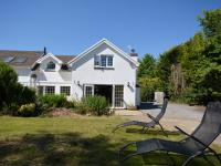 2 Bed in Cosheston 60704 - B&B