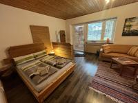 Apartments Am Kirchkogel "Ein Ort wo Du Gast bist, nicht Tourist" - Ferienwohnung Pernegg