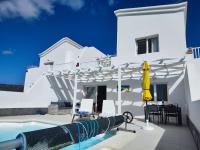 Villa Perla Blanca en Playa Blanca - B&B