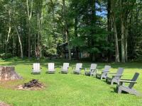 Modern Lodge on 6 acres - 15 mins to Camelback - B&B