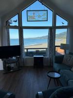 Oceanfront Cabin 4 With Jacuzzi & Stunning Views - B&B