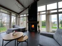 B&B Zeewolde - Groot vakantiehuis nabij Amsterdam inclusief jacuzzi - Bed and Breakfast Zeewolde