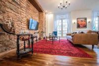 LUXURY Mid-Century Apartment In Casco Viejo - B&B